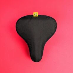 Sunny Bum Zadelhoes, Fietszadel Dames En Heren, Waterdicht En Comfortabel, Incl. Fietsslot En Veiligheidskabel, Dubbelzijdig Zadel Met Schapenvacht -Fietswereld Verkoop 1200x1200 457