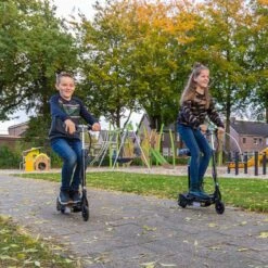 BluMill Elektrische Step – Voor Kinderen – Elektrische Step Met Zadel – Verstelbaar Stuur En Zadel – 12 Km / U – Max 70 Kg -Fietswereld Verkoop 1200x1200 868