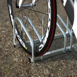 Monzana Fietsenstandaard – Voor 3 Fietsen 71x32x27cm - Zilver 15 Monzana Fietsenstandaard – Voor 3 Fietsen 71x32x27cm - Zilver -Fietswereld Verkoop 1200x1200 897