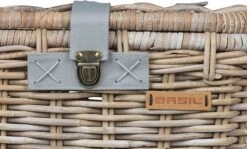 Basil Denton Fietsmand M - Voor - Rotan - Grijs - Medium -Fietswereld Verkoop 1200x724 3