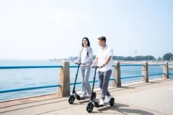 RCB Elektrische Step Voor Volwassenen | Electric Scooter |Opvouwbare E-step | 3 Versnellingen | 25 Km/u | LCD | Met App & Nederlandse Handleiding -Fietswereld Verkoop 1200x799 47