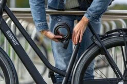 AXA Resolute 8/150 Kabelslot – Slot Voor Fietsen - Gebruiksvriendelijk - 150 Cm Lang - Diameter 8 Mm - Zwart 12 AXA Resolute 8/150 Kabelslot – Slot Voor Fietsen - Gebruiksvriendelijk - 150 Cm Lang - Diameter 8 Mm - Zwart -Fietswereld Verkoop 1200x800 100