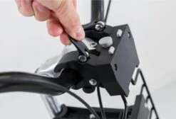 Trixie Houder Voor Fietsmand Stuur #13108 20 Trixie Houder Voor Fietsmand Stuur #13108 -Fietswereld Verkoop 1200x818 3