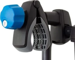 XLC Azura LED Fietsendrager - 2 Fietsen - E-Bike - 13/7 Polig 20 XLC Azura LED Fietsendrager - 2 Fietsen - E-Bike - 13/7 Polig -Fietswereld Verkoop 1200x952 1