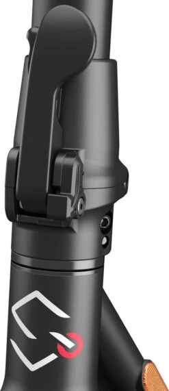 Sharp KS1AEU-B Elektrische Step - 8.5 Inch - 350W - 25km/h - Actieradius Max. 25km - Ingebouwd Display - Appbediening -Fietswereld Verkoop 519x1200 1