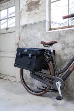 Fastrider Canvas 94 Dubbele Fietstas Zwart - 56L -Fietswereld Verkoop 800x1200 10