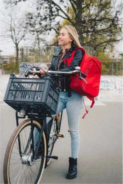 Urban Proof - Fietskrat - 30 L - Zwart -Fietswereld Verkoop 803x1200 1