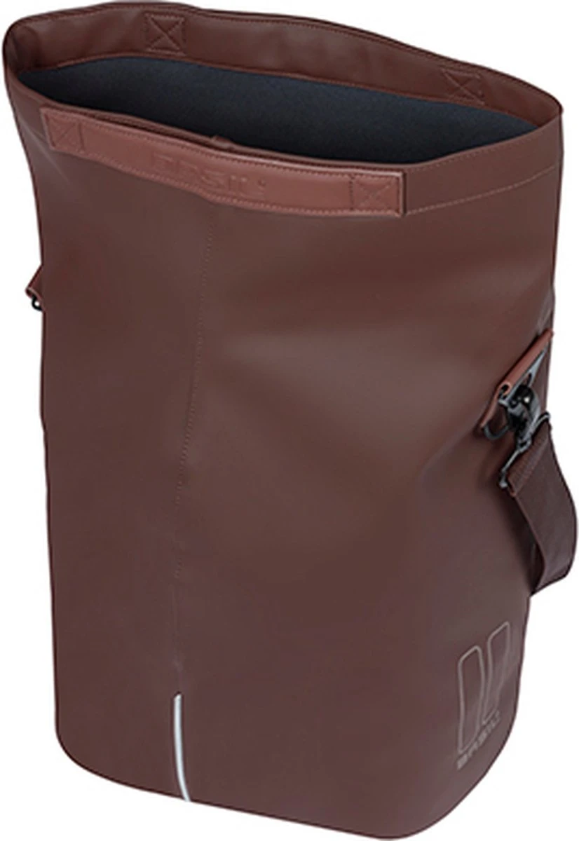 Basil City Fietsshopper - Enkele Fietstas - 14-16 Liter - Roasted Bruin 7 Basil City Fietsshopper - Enkele Fietstas - 14-16 Liter - Roasted Bruin - Afbeelding 5